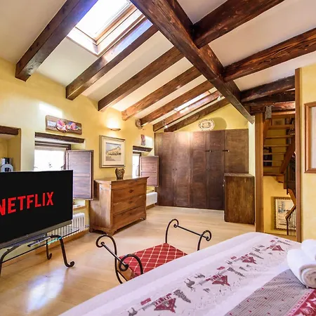 Jolie Maison - In The Heart Of