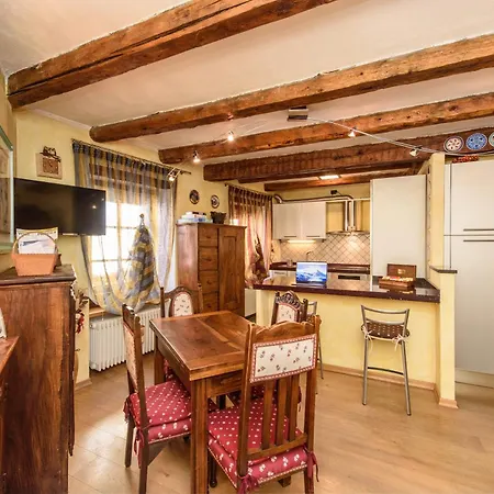 Jolie Maison - In The Heart Of Apartment *