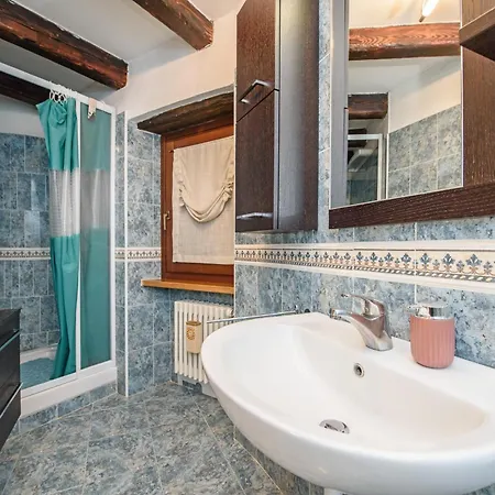 Jolie Maison - In The Heart Of Apartment *