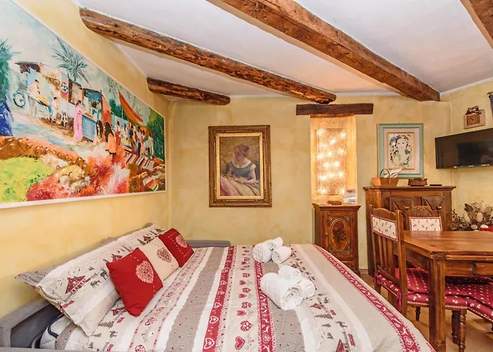 Jolie Maison - In The Heart Of Lägenhet *