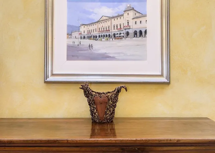 Lägenhet Jolie Maison - In The Heart Of Aosta